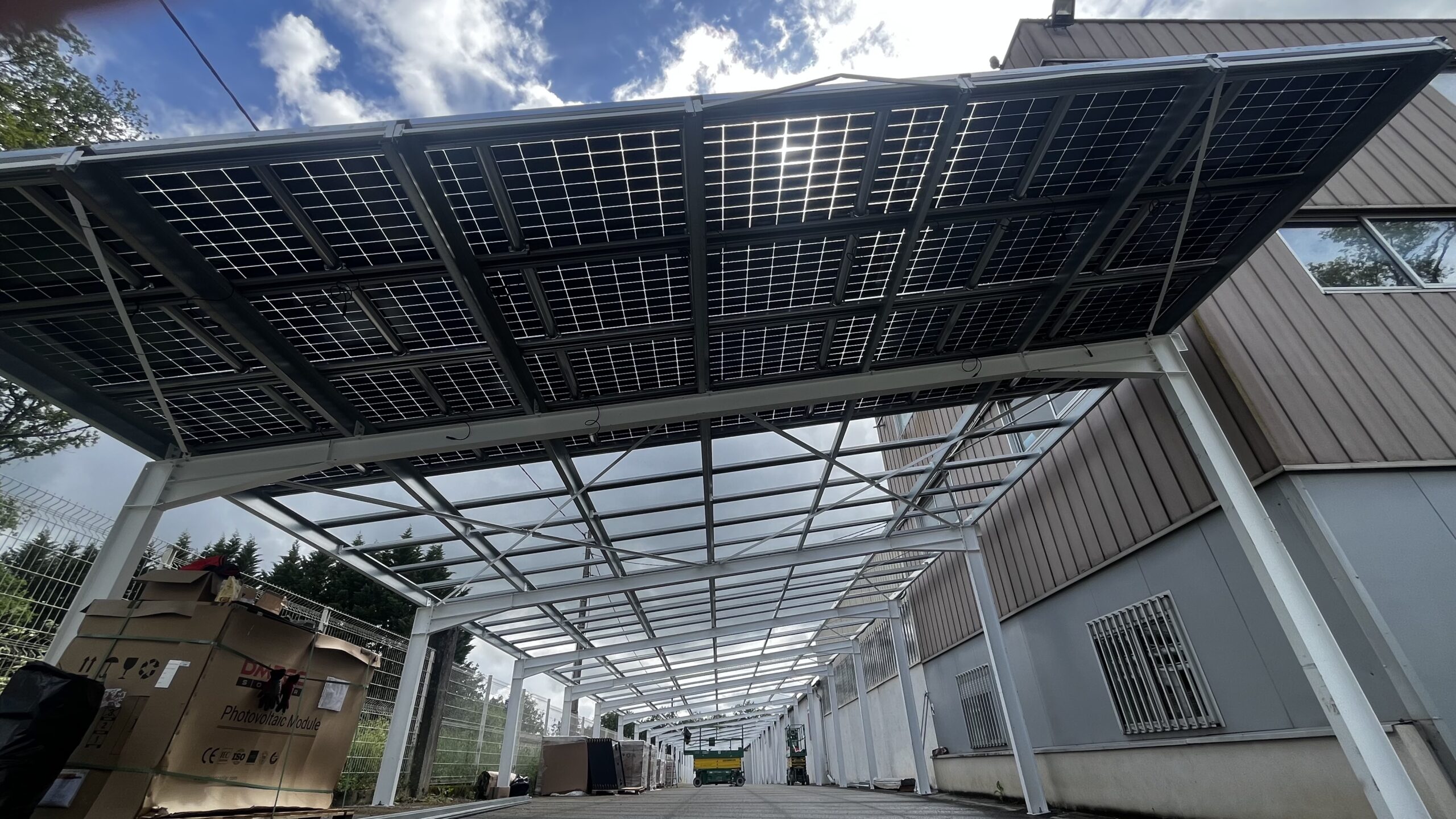 Ombrière photovoltaique Barconniere